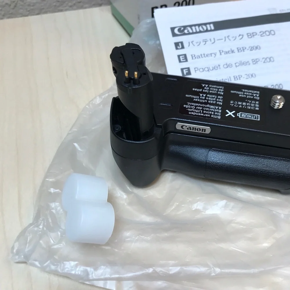Canon BP-200 Battery pack for Canon Camera Photography Accessory NIB NWT